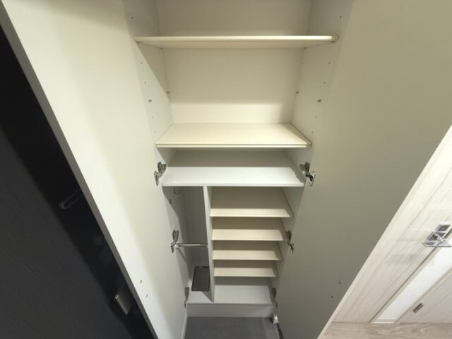 スプランディッド新大阪WESTの物件内観写真