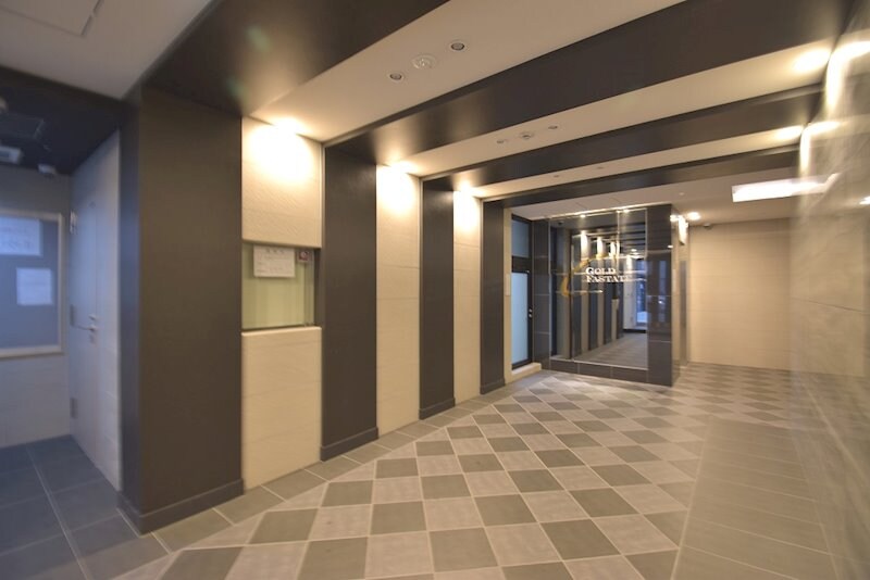 ファステート江坂ランウェイの物件外観写真