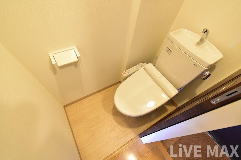 南森町駅 徒歩4分 8階の物件内観写真