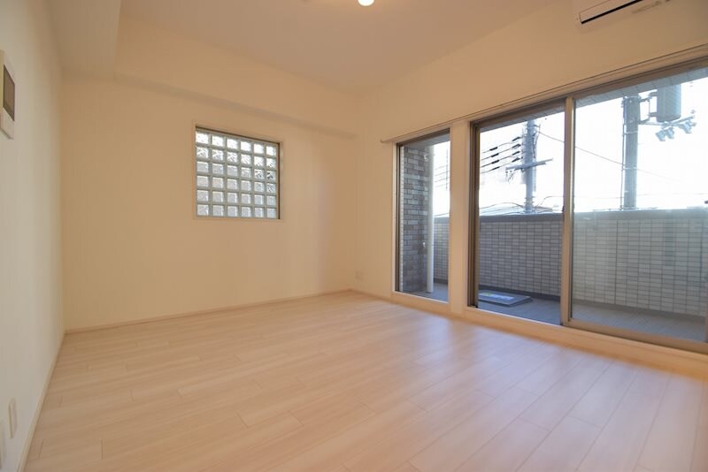 プレジオ江坂SOUTHの物件内観写真