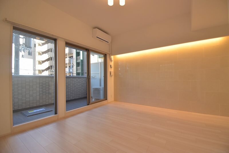 プレジオ江坂SOUTHの物件内観写真