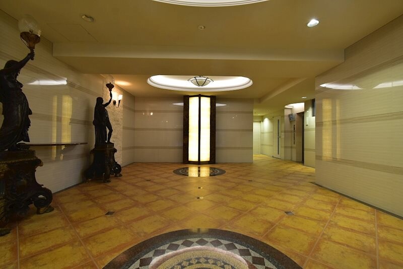 フレンシアノイエ東三国の物件外観写真