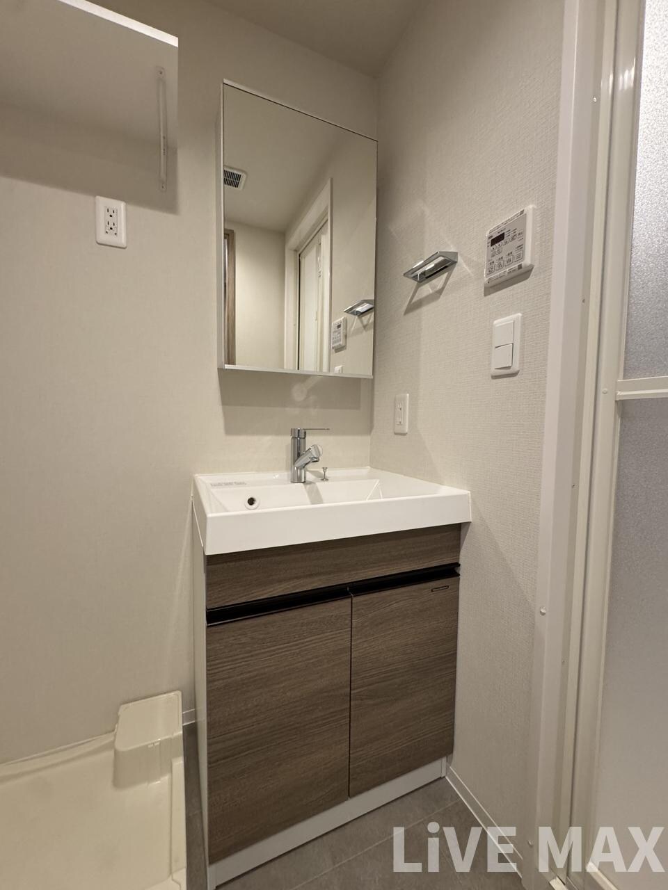 コンフォリア・リヴ南森町Ⅱの物件内観写真