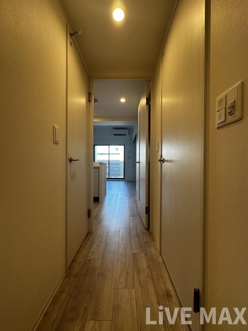 コンフォリア・リヴ南森町Ⅱの物件内観写真