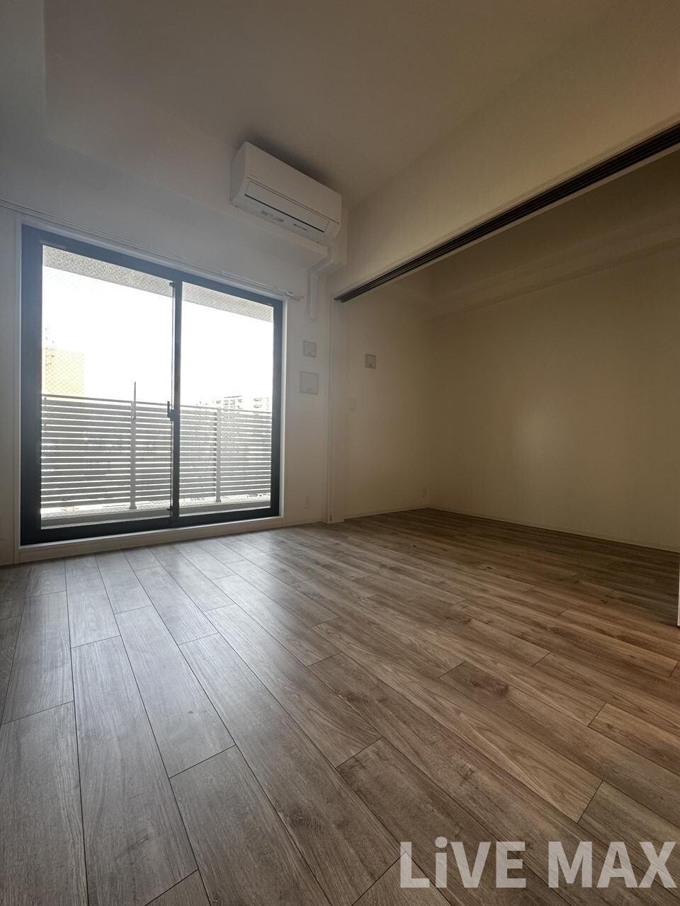 コンフォリア・リヴ南森町Ⅱの物件内観写真