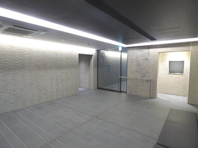 コンフォリア北浜の物件外観写真