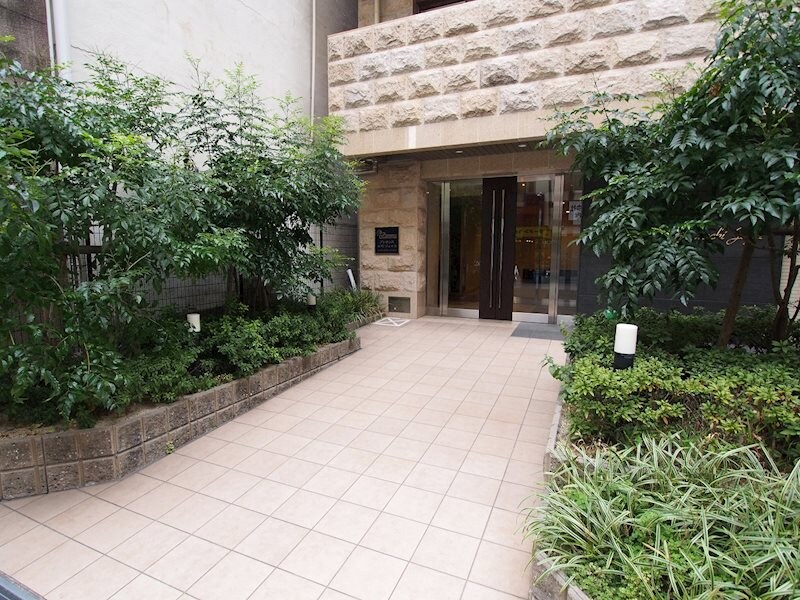 プレサンス本町ジョイスの物件外観写真