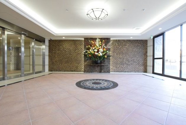 江坂駅 徒歩7分 10階の物件外観写真