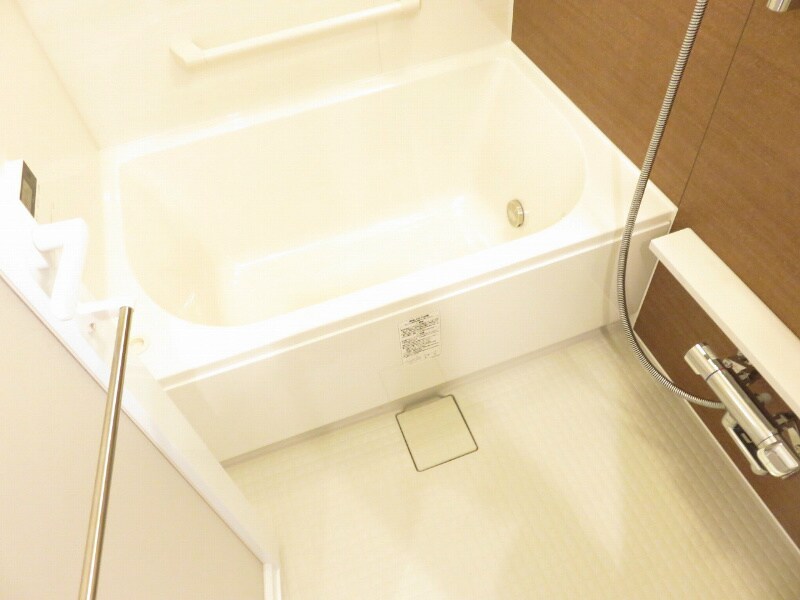 パークアクシス本町の物件内観写真