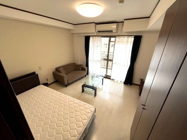 アスール江坂の物件内観写真