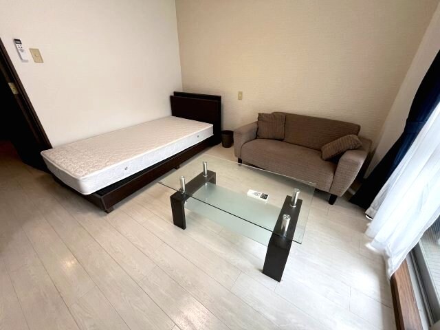 アスール江坂の物件内観写真