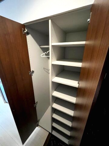 アスール江坂の物件内観写真