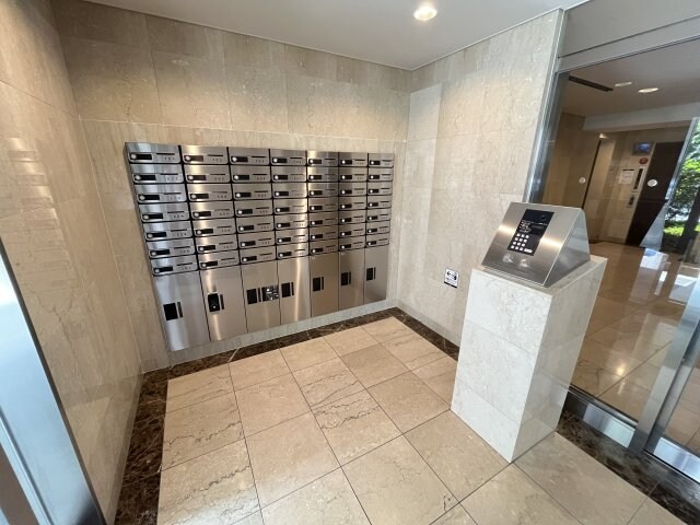 アスール江坂の物件内観写真