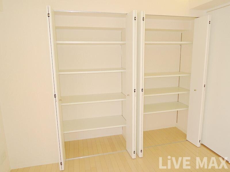 ドゥーエ谷町の物件内観写真