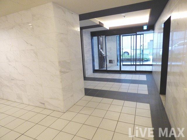 プレサンス松屋町グレースの物件外観写真