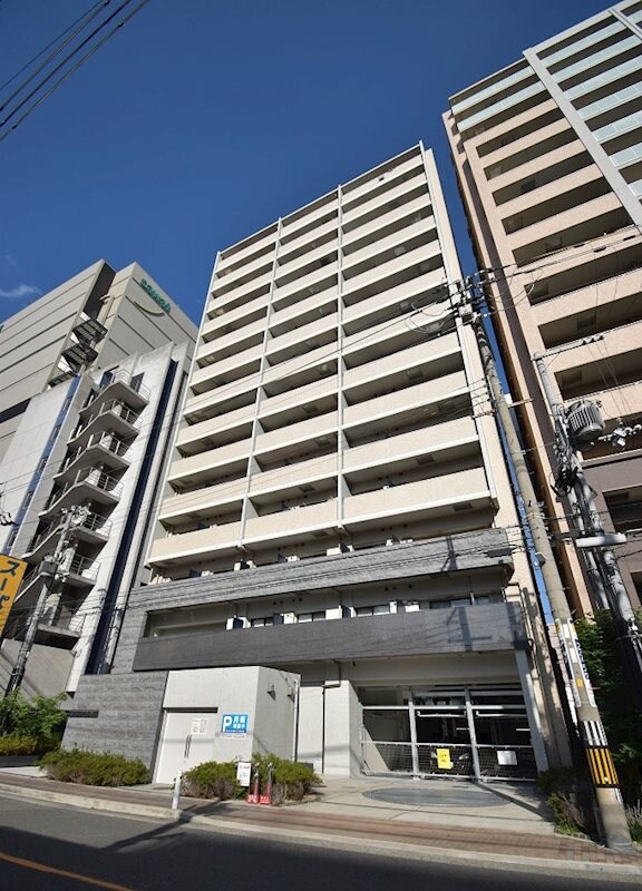 S-RESIDENCE江坂の物件外観写真