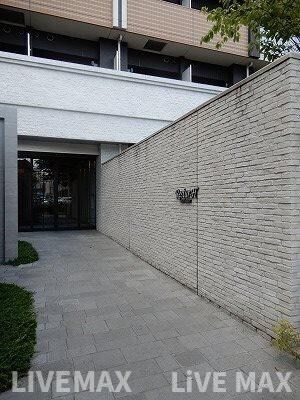 レジュールアッシュウエストレジスの物件外観写真