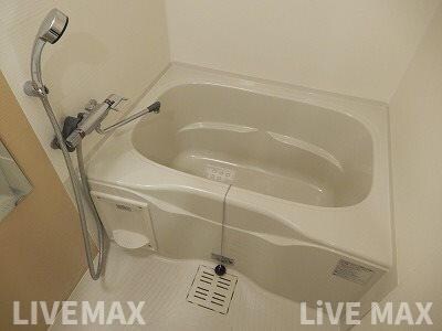 レジュールアッシュウエストレジスの物件内観写真