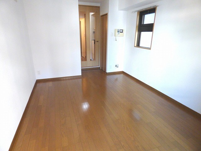 プレサンス内本町の物件内観写真