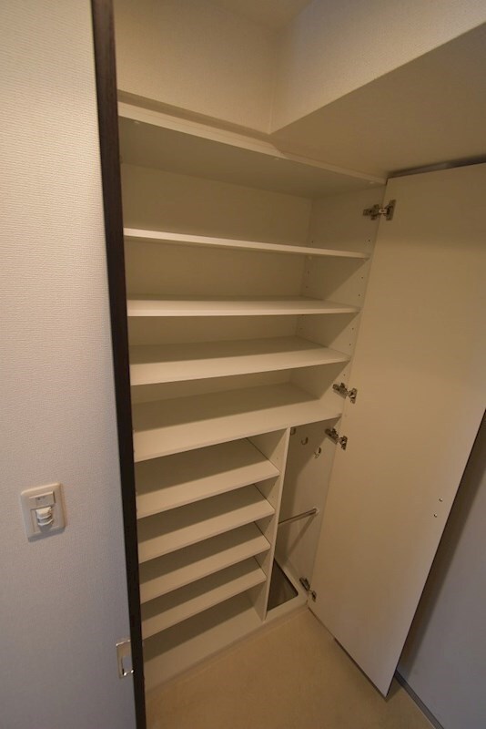 エステムコート阿波座プレミアムの物件内観写真