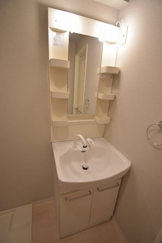 レフィーナカルム江坂の物件内観写真