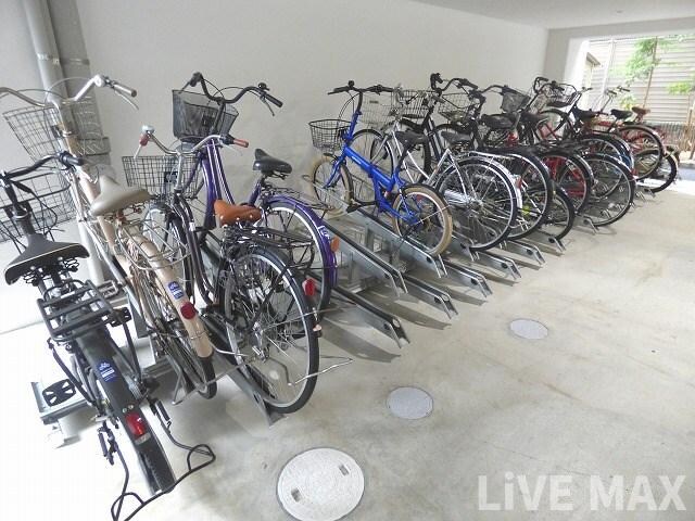 セレニテ上町台の物件内観写真