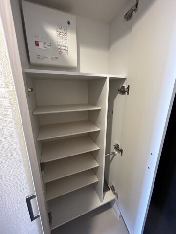 エスリード新大阪ザ・プレミアEASTの物件内観写真