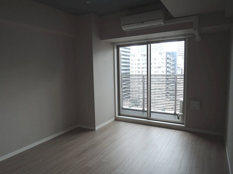 ファーストフィオーレ東梅田の物件内観写真