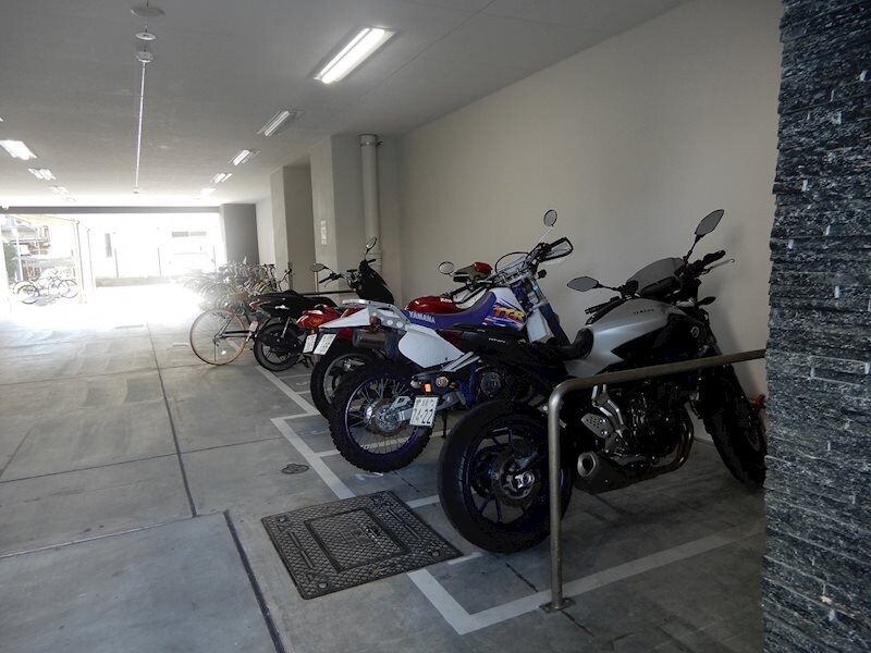 アドバンス西梅田ラシュレの物件内観写真