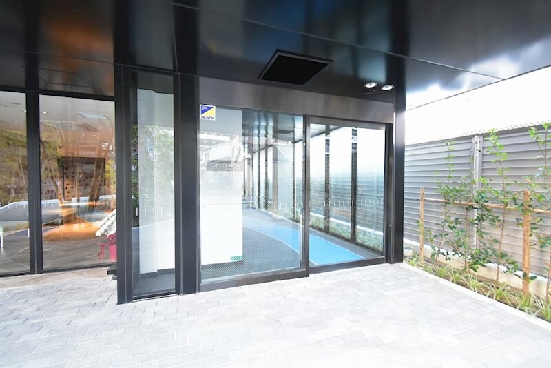 シティカレント新大阪の物件外観写真