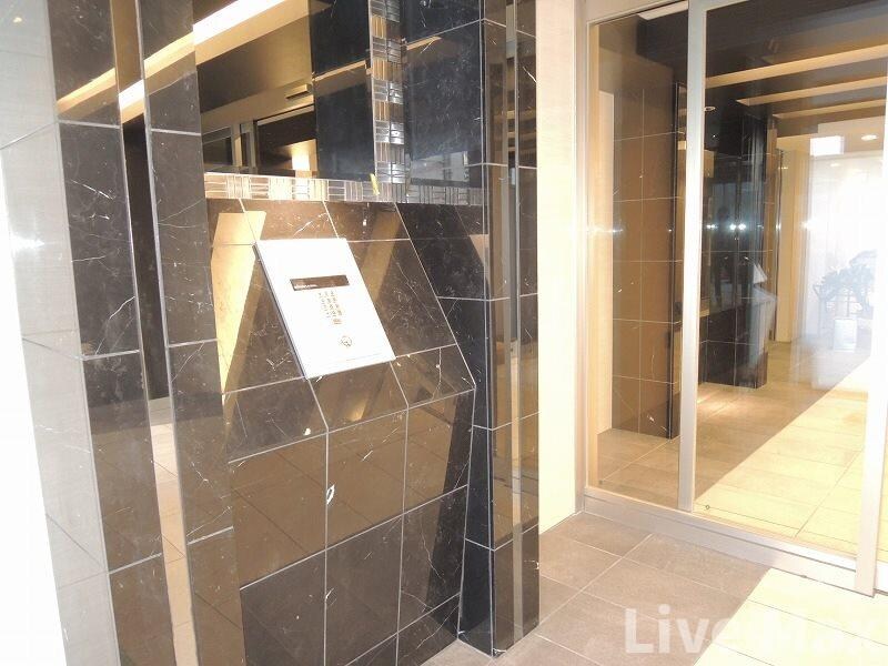 プレサンス堺筋本町駅前　の物件外観写真