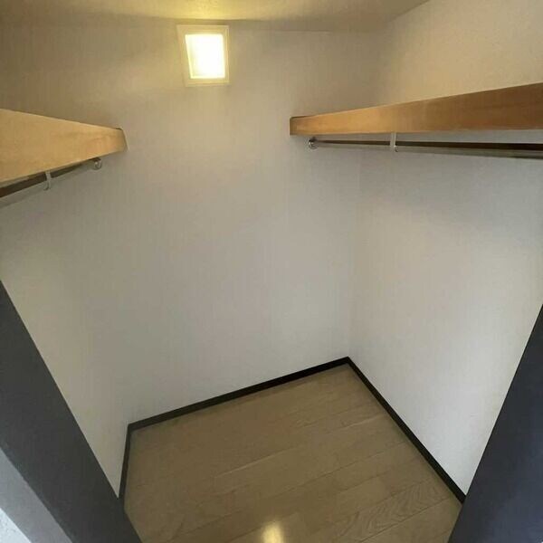 アクアスイート新大阪の物件内観写真