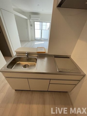 セレニテフラン本町の物件内観写真