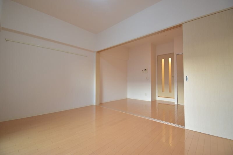 レフィーナカルム江坂の物件内観写真