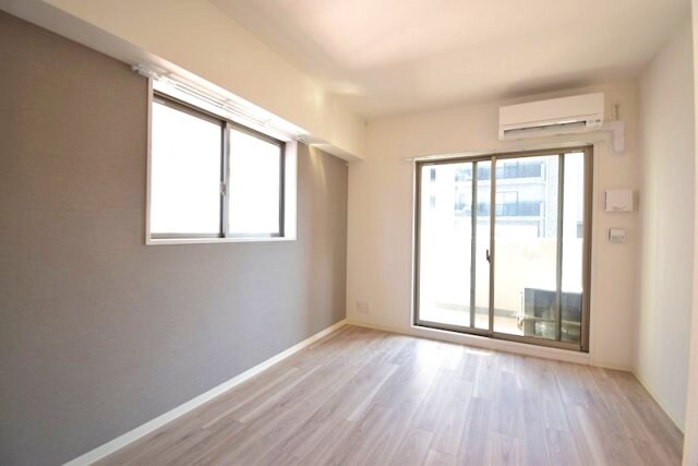 ファーストフィオーレ江坂ウエストの物件内観写真