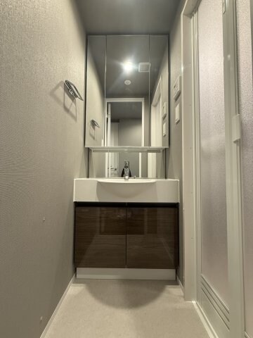 ファーストフィオーレ大阪ウエストウェルビングの物件内観写真