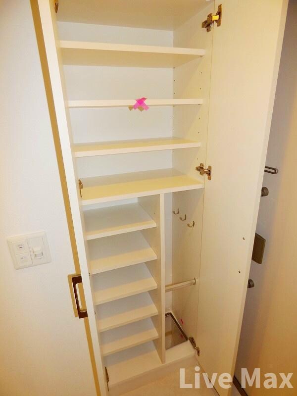 アーデンタワー本町イーストの物件内観写真