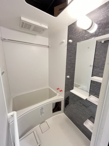 セレニテ江坂ミラクの物件内観写真