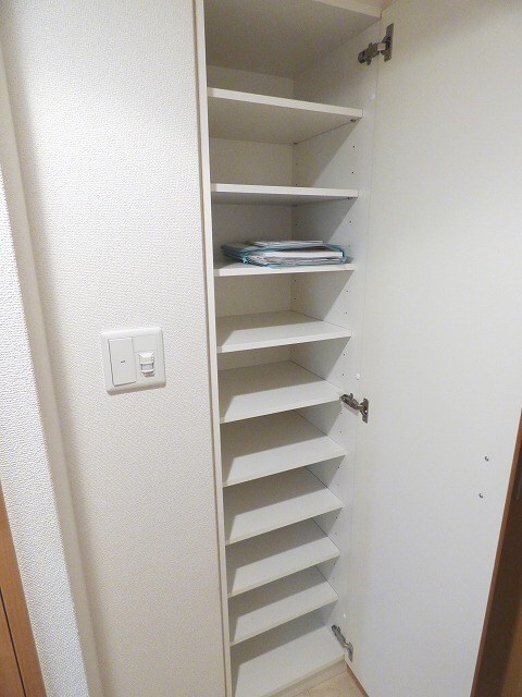 エステムプラザミッドプレイスの物件内観写真