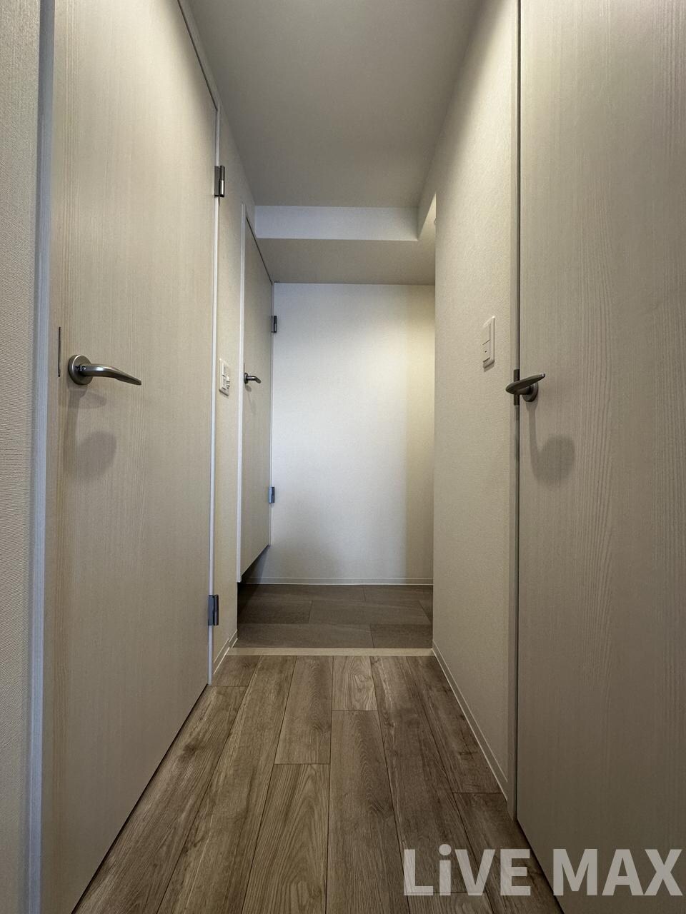 コンフォリア・リヴ南森町Ⅱの物件内観写真