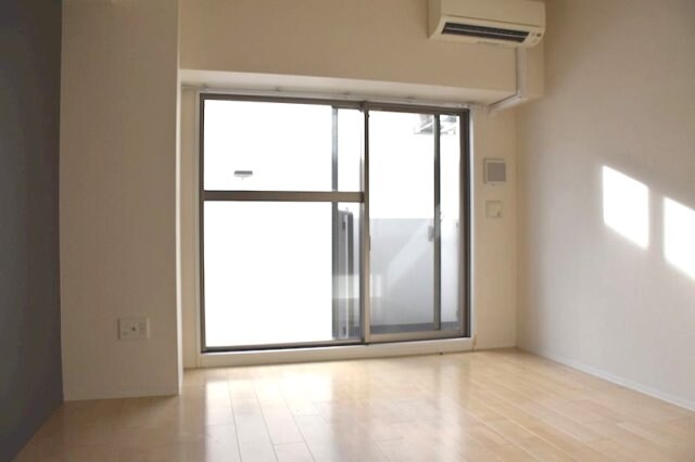 ザ・パーククロス阿波座の物件内観写真