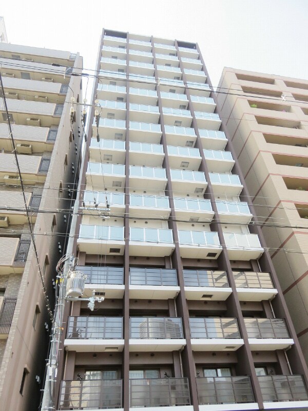 パークアクシス本町の物件外観写真