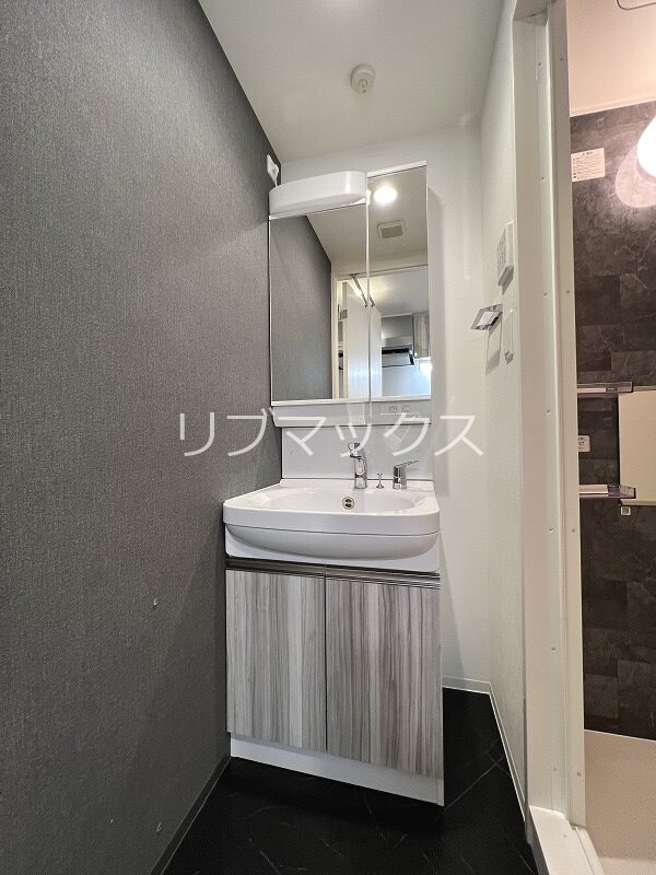 プレサンス江坂クォーレの物件内観写真