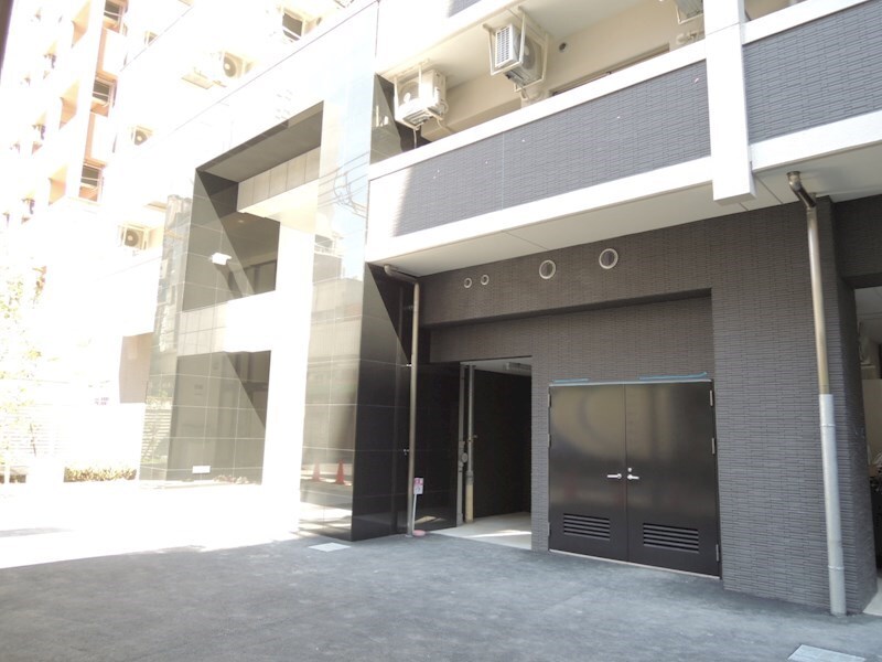 アーデンタワー本町イーストの物件外観写真