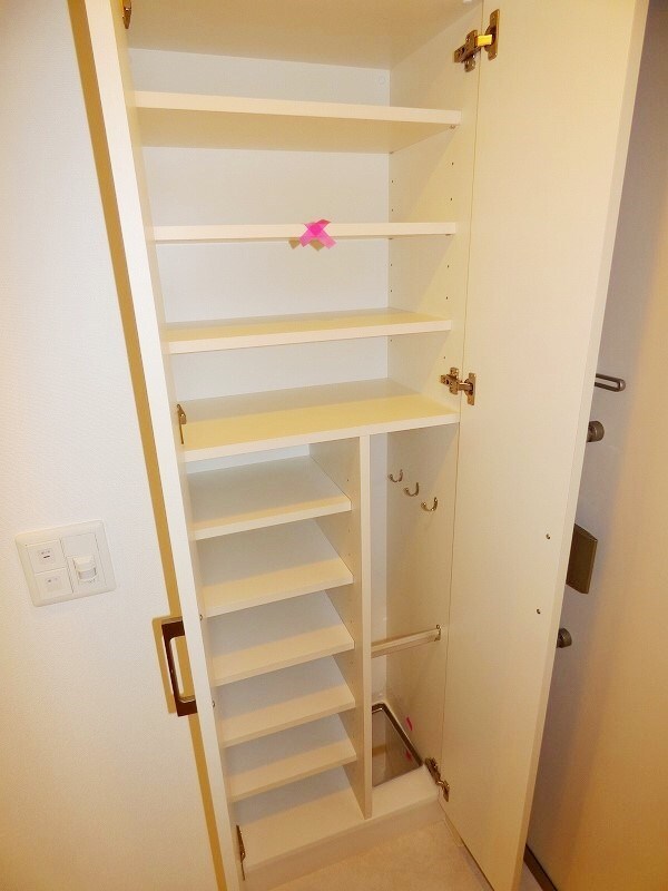 アーデンタワー本町イーストの物件内観写真