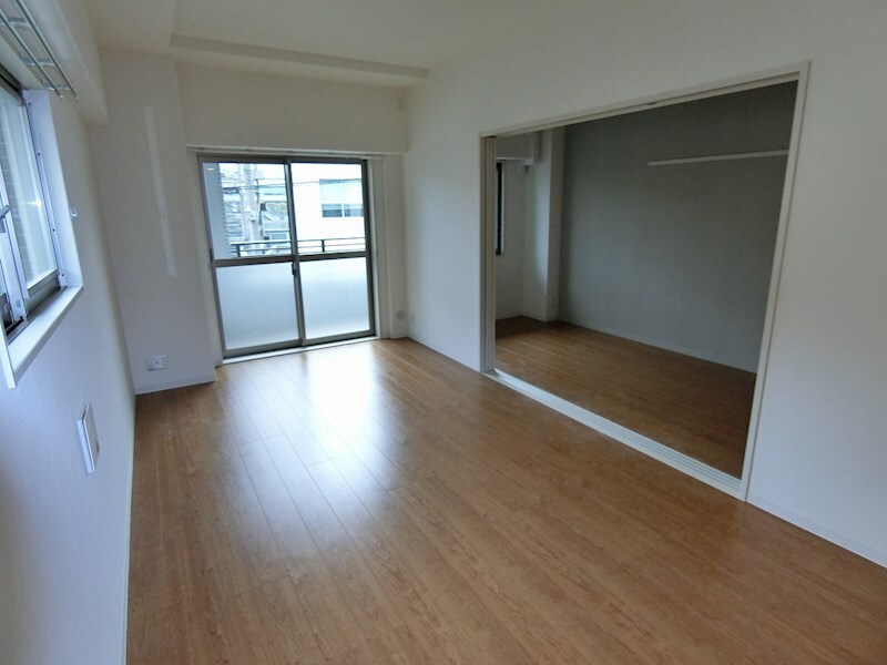 プラシード新町の物件内観写真