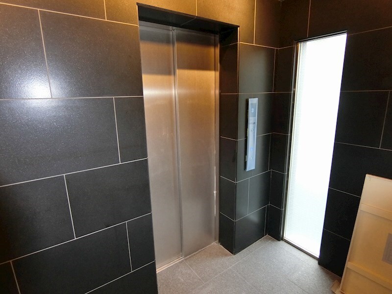 プラシード新町の物件外観写真