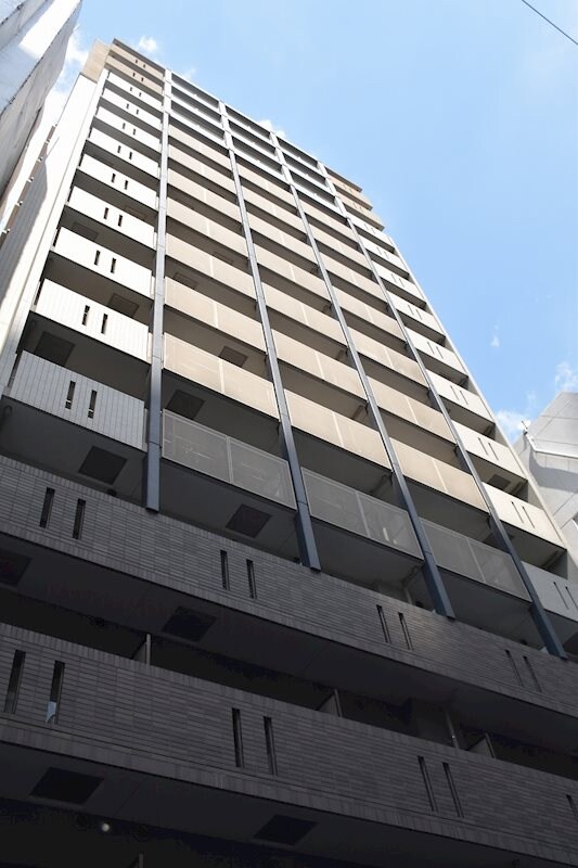 レジディア京町堀の物件外観写真