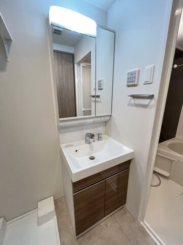 エスリードレジデンス江坂垂水町の物件内観写真