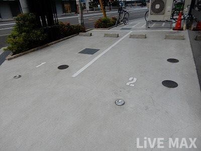 レジュールアッシュウエストレジスの物件外観写真